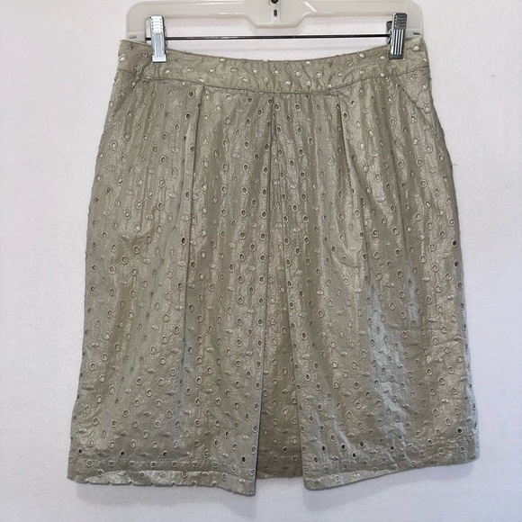 2 for $26 Boden Limited Edition Eyelet Lace Skirt Pleated Iridescent 6 READ - Picture 1 of 11
